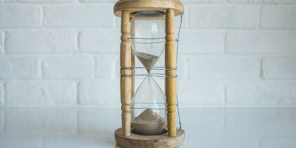 an hourglass in a white background